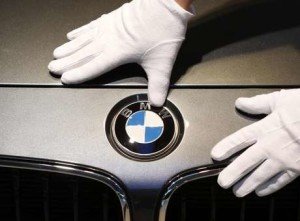 BMW recruta mão de obra para a futura fábrica de Araquari